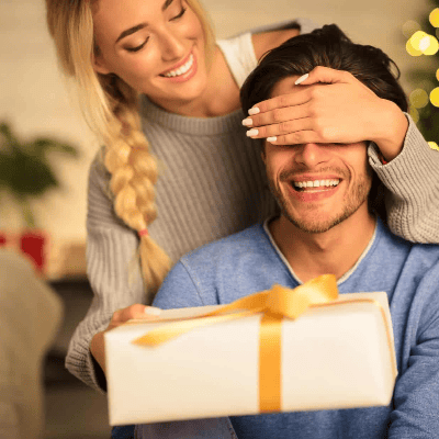Un amico/a fa un regalo migliore del tuo al suo compleanno