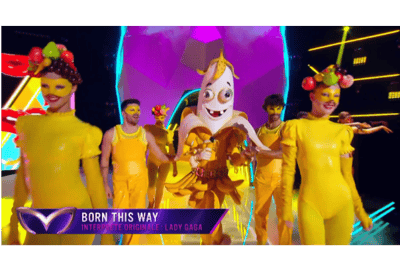 Banane chante Born this way