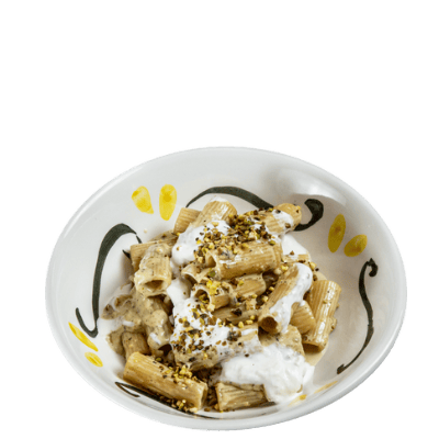 Pistacchio (Mezze maniche con pesto de pistachos, stracciatella y pistachos crujientes)