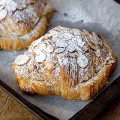 Croissant de amêndoas