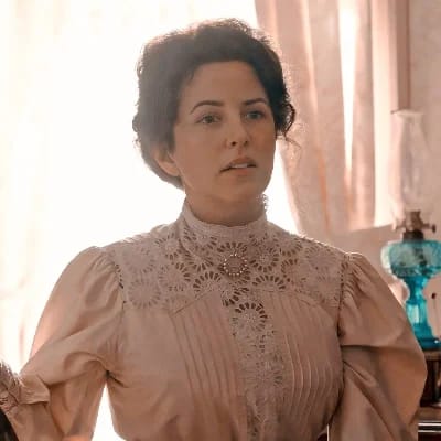 Sra. Eliza Barry