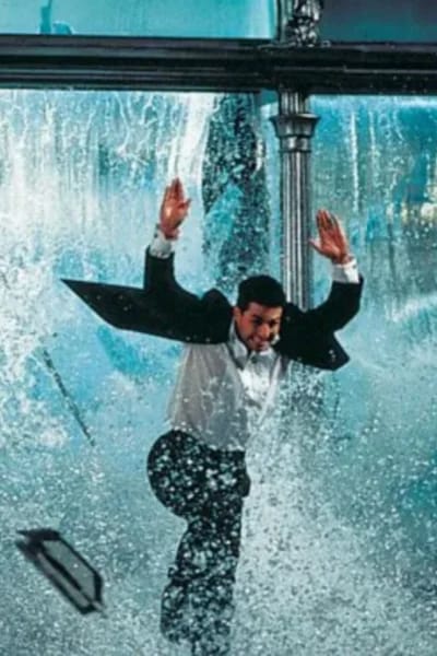 Ethan s’échappe du restaurant en évitant 16 tonnes d’eau – MI1
