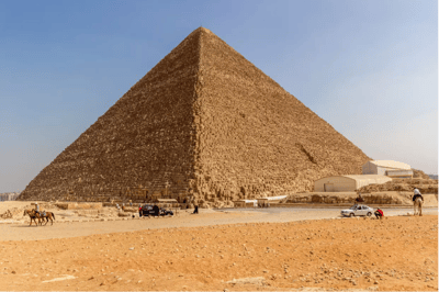 A Pirâmide de Quéops – Egito