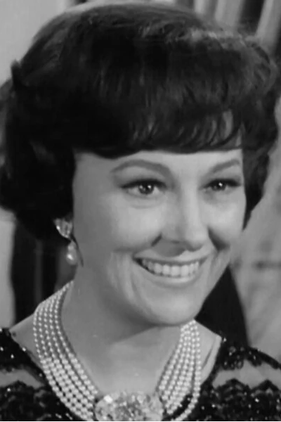 Louise Tate (Irene Vernon)