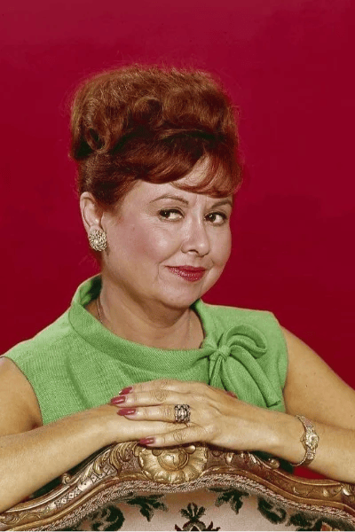 Gladys Kravitz (Sandra Gould)