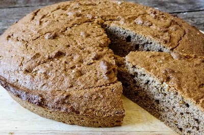 Torta alla farina di castagne