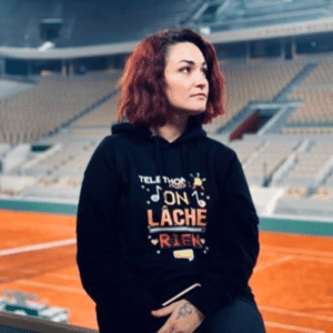 MlleHailey – Yellow Bishop