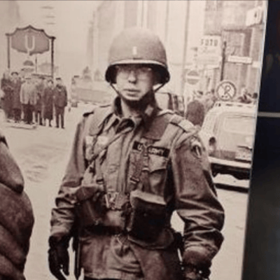 Aaron – Militar