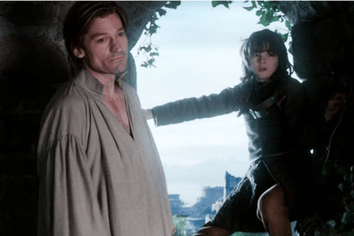 Jaime empuja a Bran de la torre (Temporada 1)