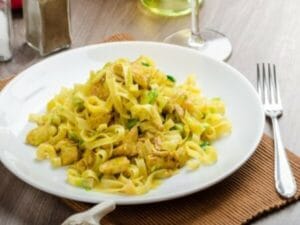 Pâtes au Poulet et Curry