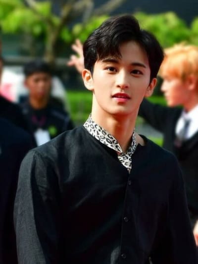 Mark LEE